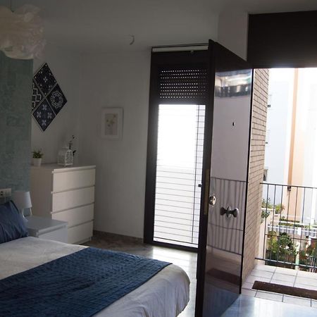 Luminoso Y Coqueto Apartamento En Malaga Bagian luar foto